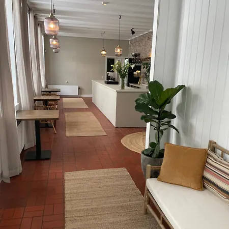 Hotel Gilbjerg Strandhotel *