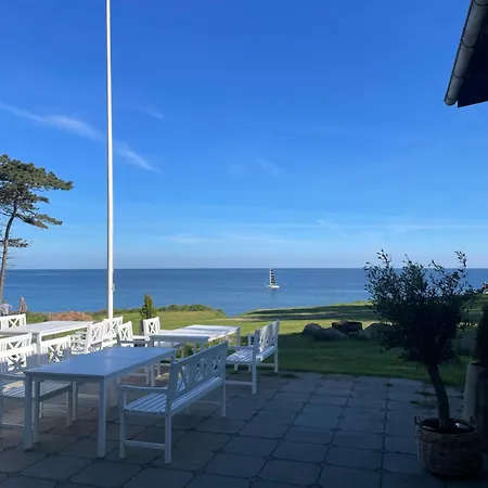 호텔 Gilbjerg Strandhotel 길렐라이에